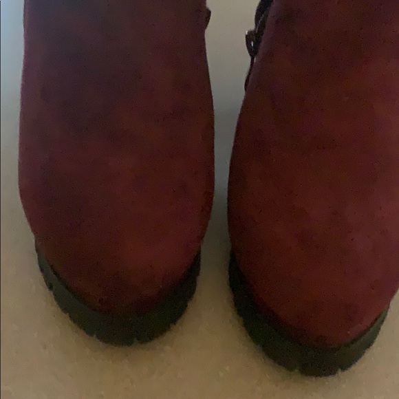 Suede boot - Picture 2 of 3